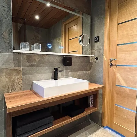 Kolme Maenni Kuubik 度假居